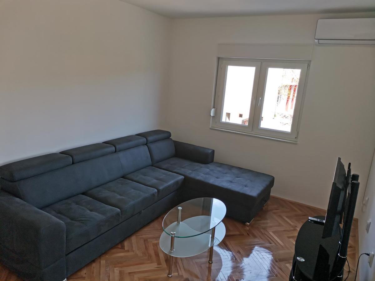 Ad Apartman Bileća Dış mekan fotoğraf