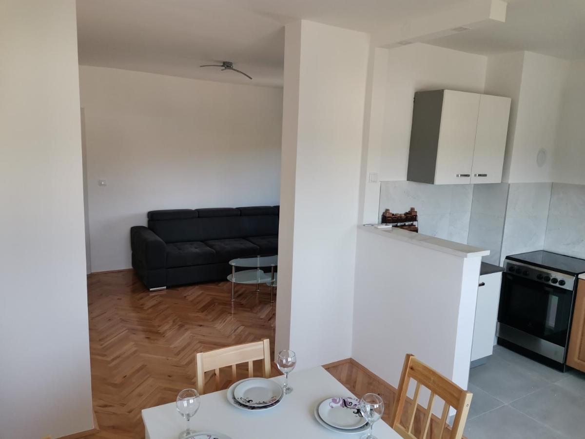 Ad Apartman Bileća Dış mekan fotoğraf